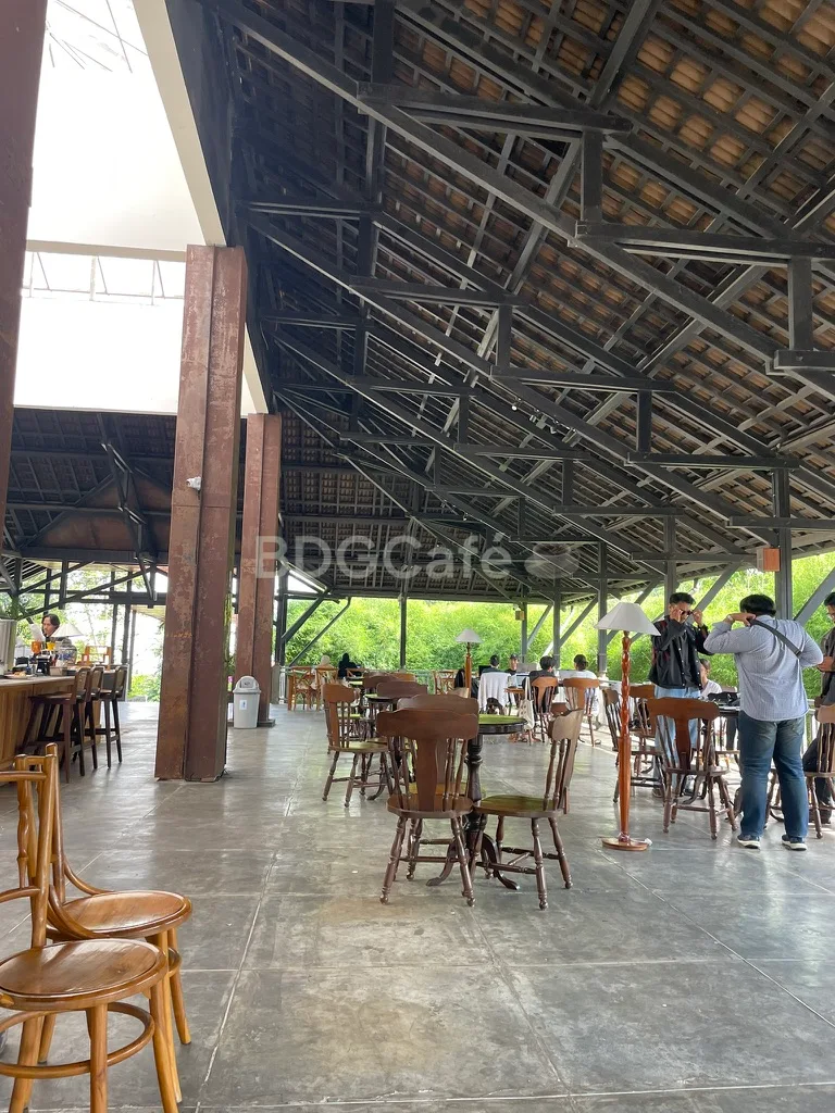 Tempat duduk outdoor namun tetap cozy