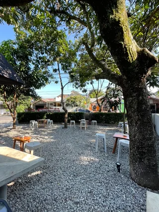 KOZI Coffee Antapani